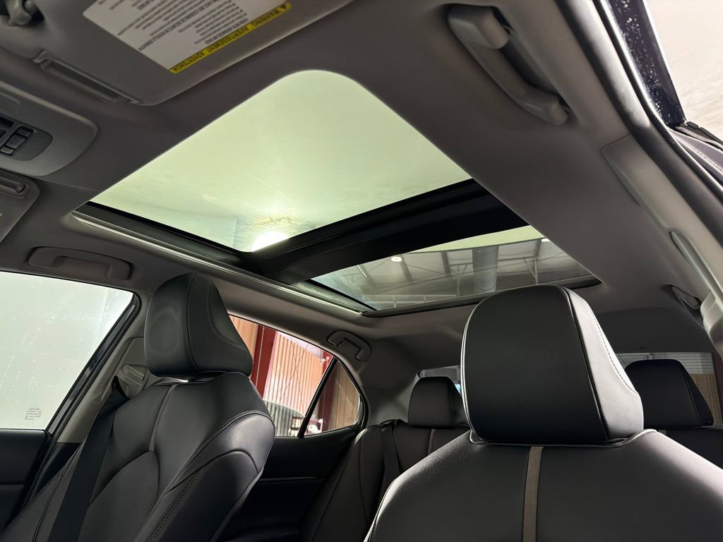 Used 2022 Toyota Camry XSE image 2