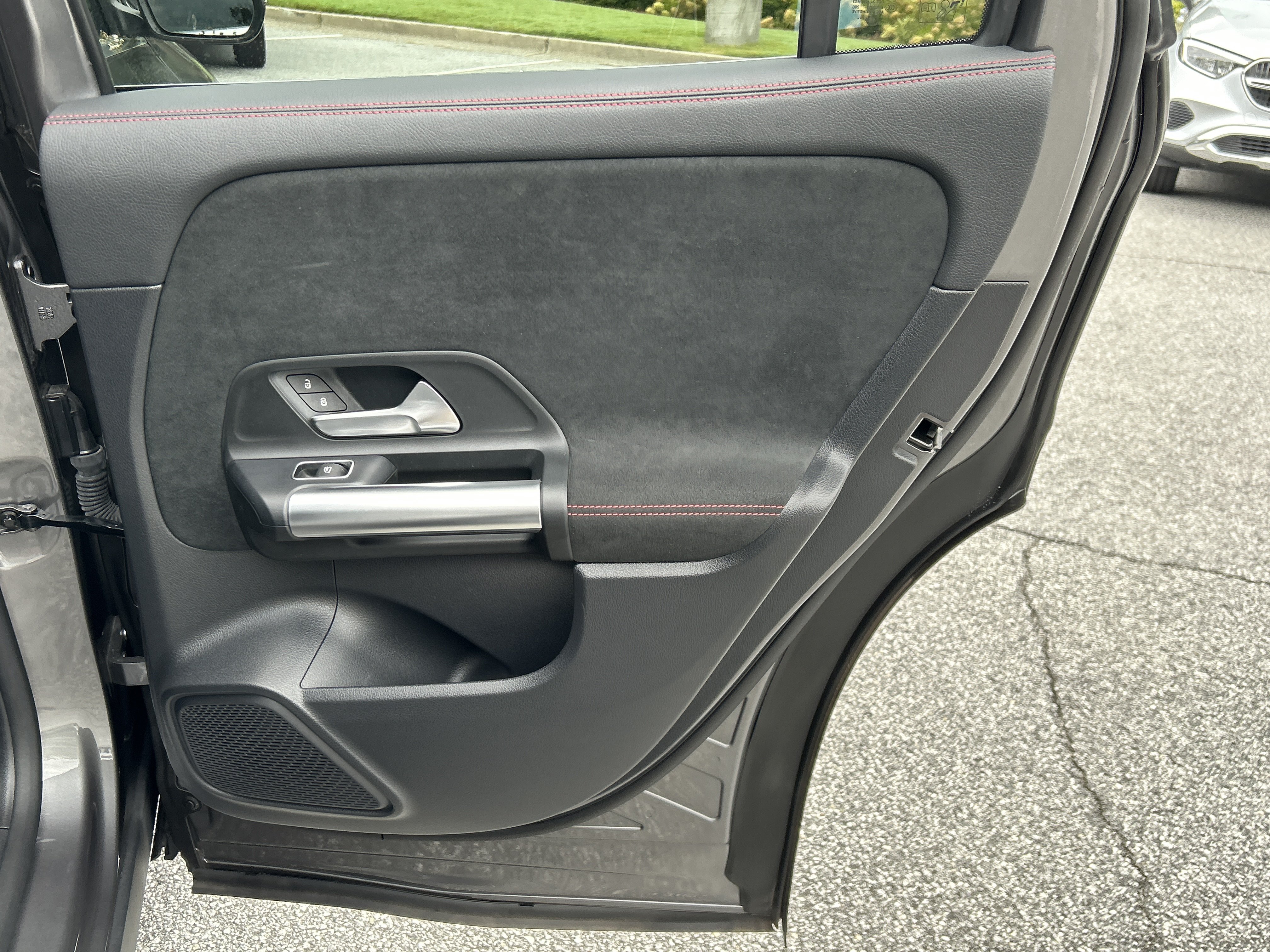 Certified 2023 Mercedes-Benz GLA 250 4MATIC image 41