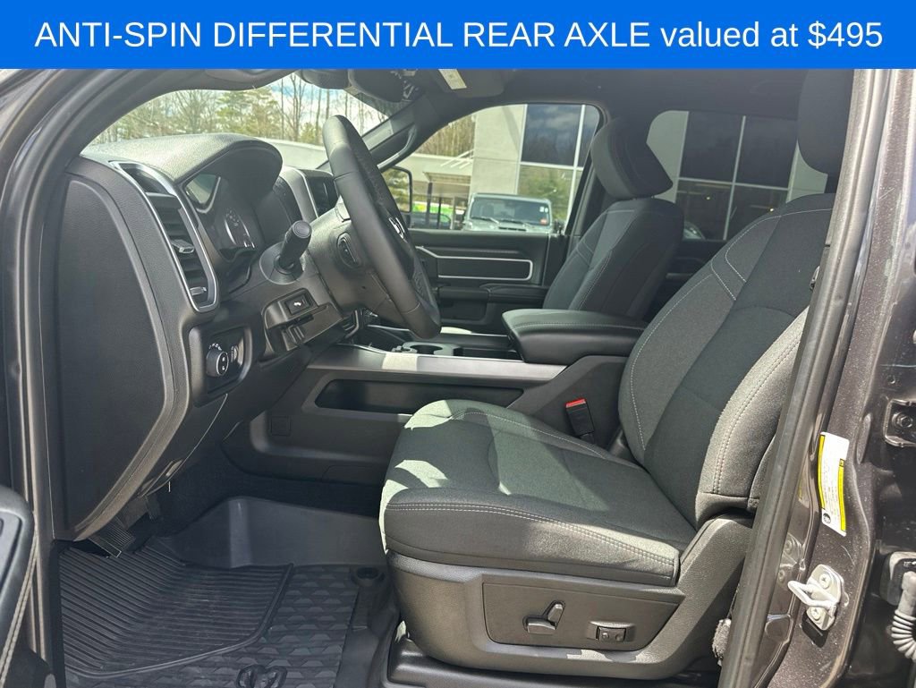 Used 2025 RAM 2500 Big Horn AWD/4WD image 9