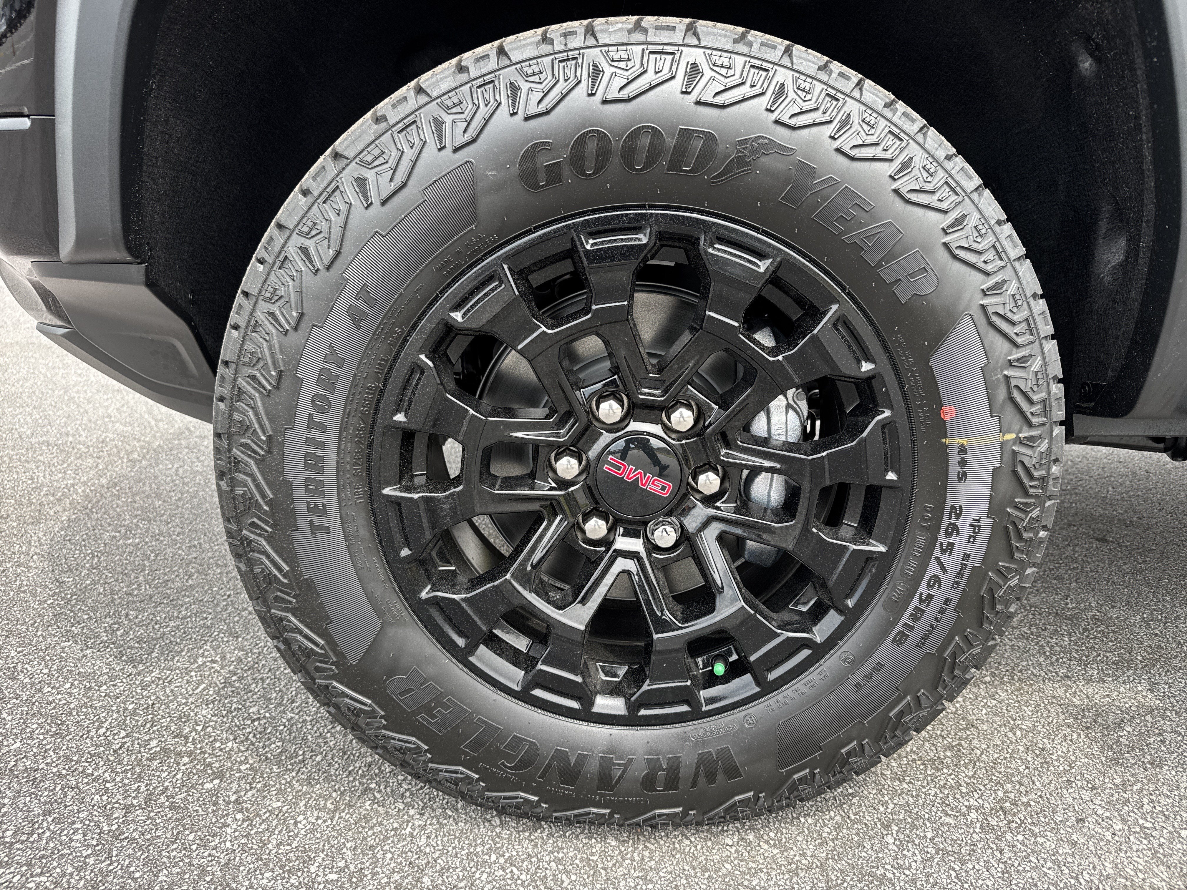New 2026 GMC Canyon Elevation w/ Convenience Package AWD/4WD image 13