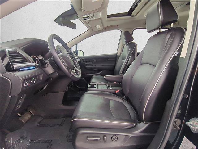 Used 2025 Honda Odyssey Elite image 17