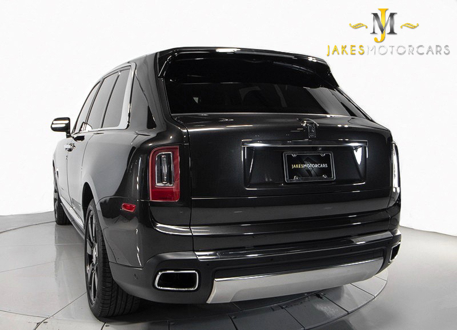 Used 2019 Rolls-Royce Cullinan image 9