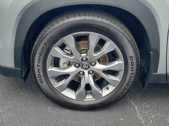 Used 2024 Toyota Grand Highlander FWD image 32