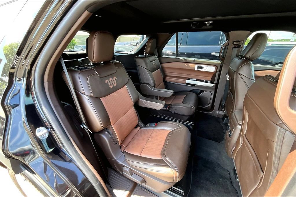 Used 2022 Ford Explorer King Ranch w/ Technology Package AWD/4WD image 27