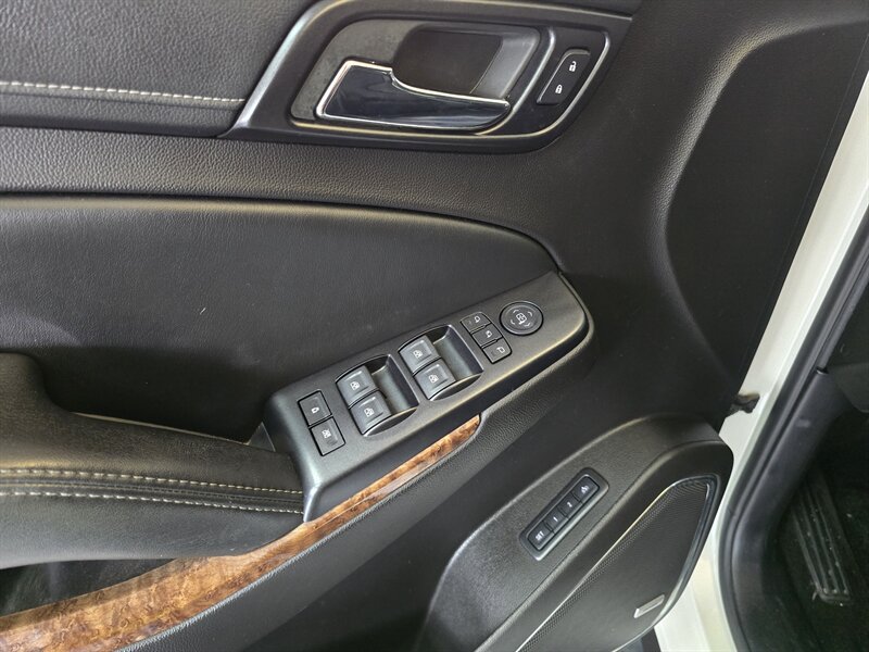 Used 2015 Chevrolet Tahoe LTZ AWD/4WD image 38