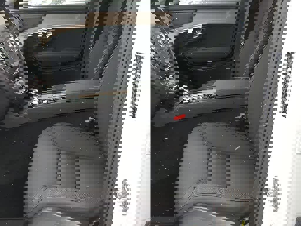 New 2025 Volvo XC90 B5 Plus w/ Protection Package Premier image 15