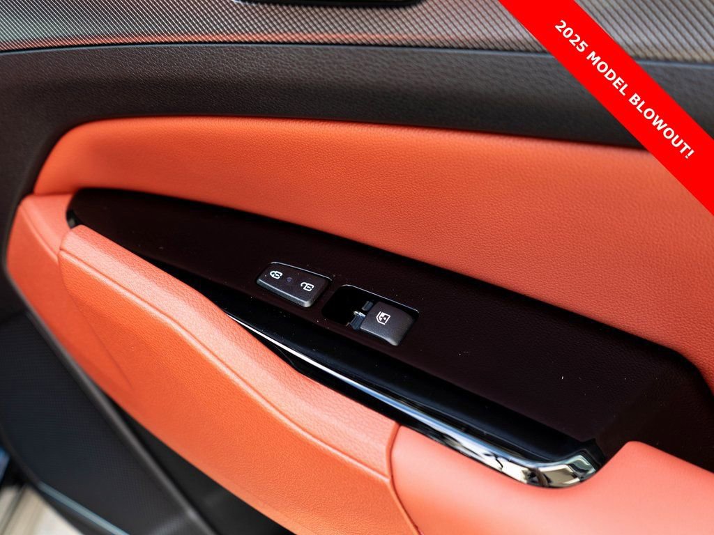 Used 2025 Kia Sportage SX Prestige image 11