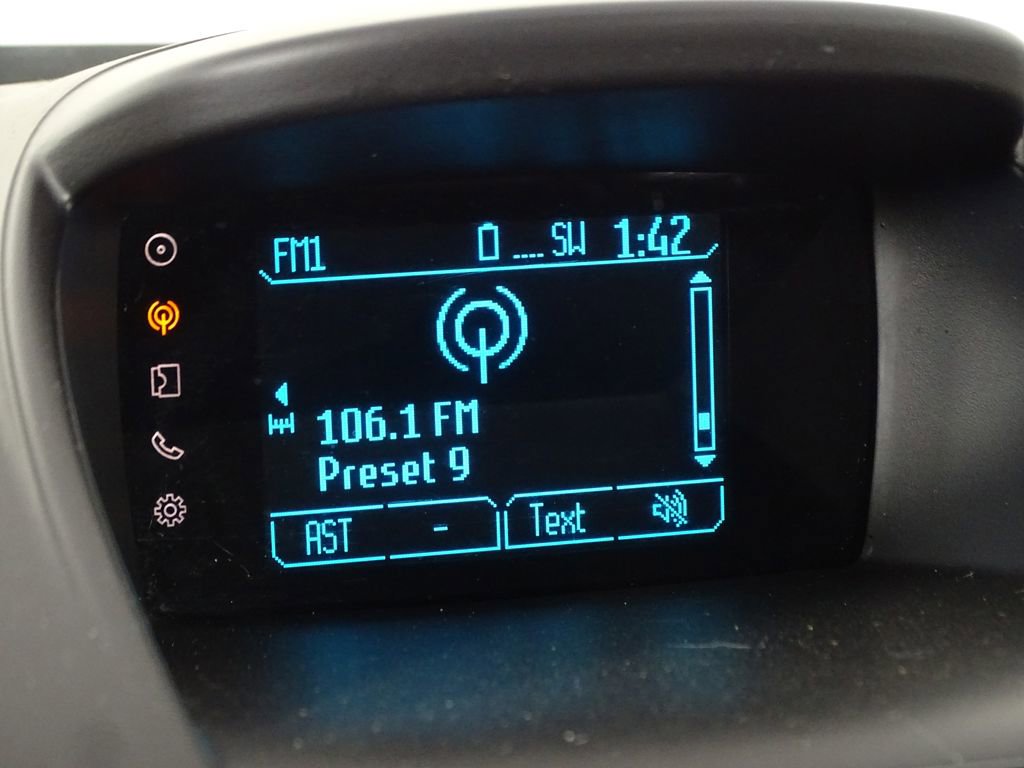 Used 2017 Ford Fiesta SE image 32