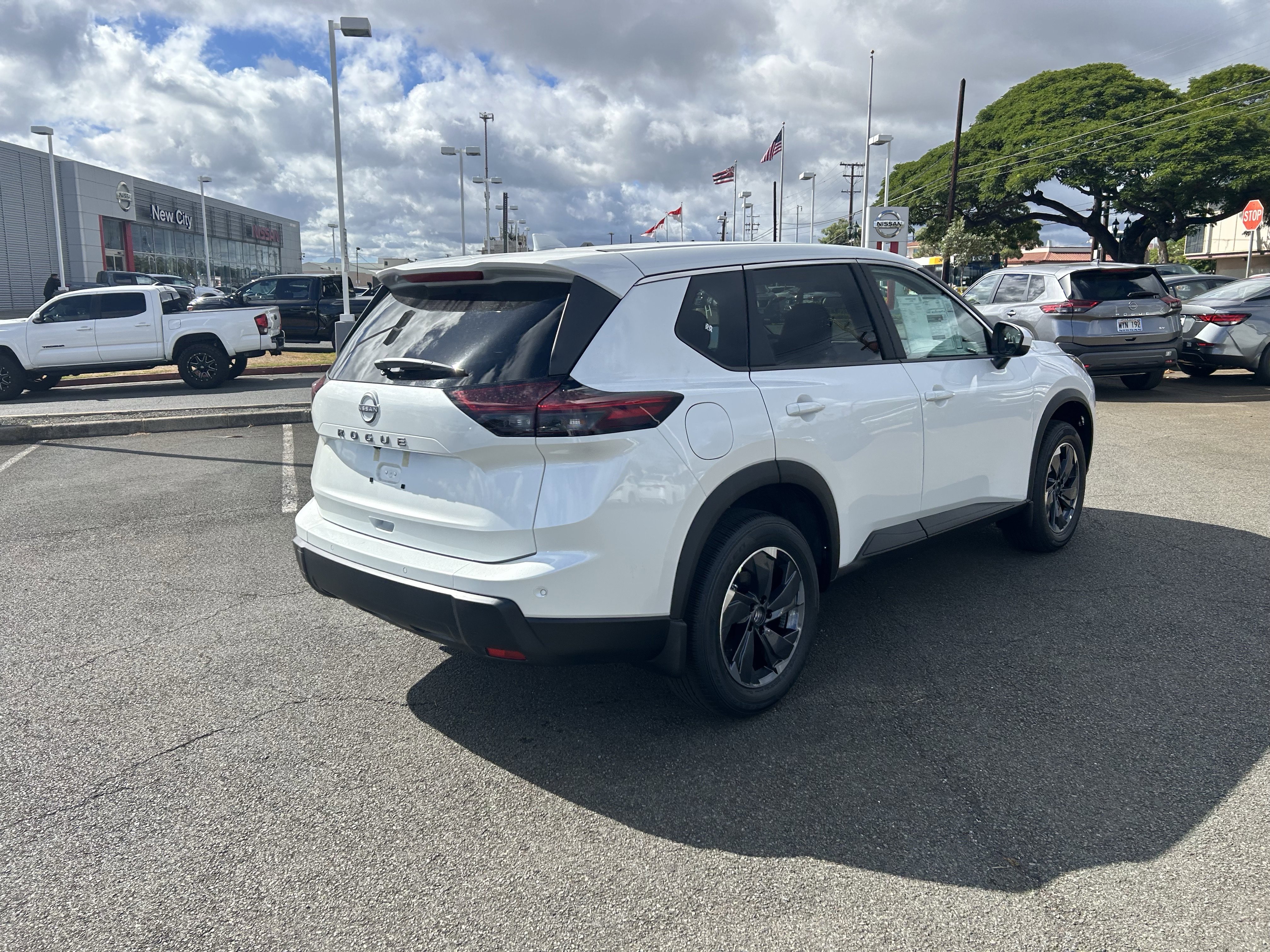 New 2026 Nissan Rogue SV image 3