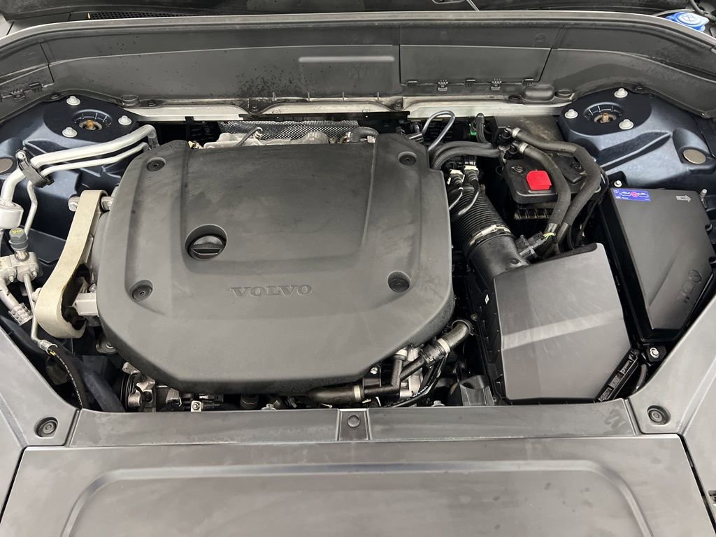 Used 2025 Volvo XC90 B6 Ultra w/ Protection Package image 29