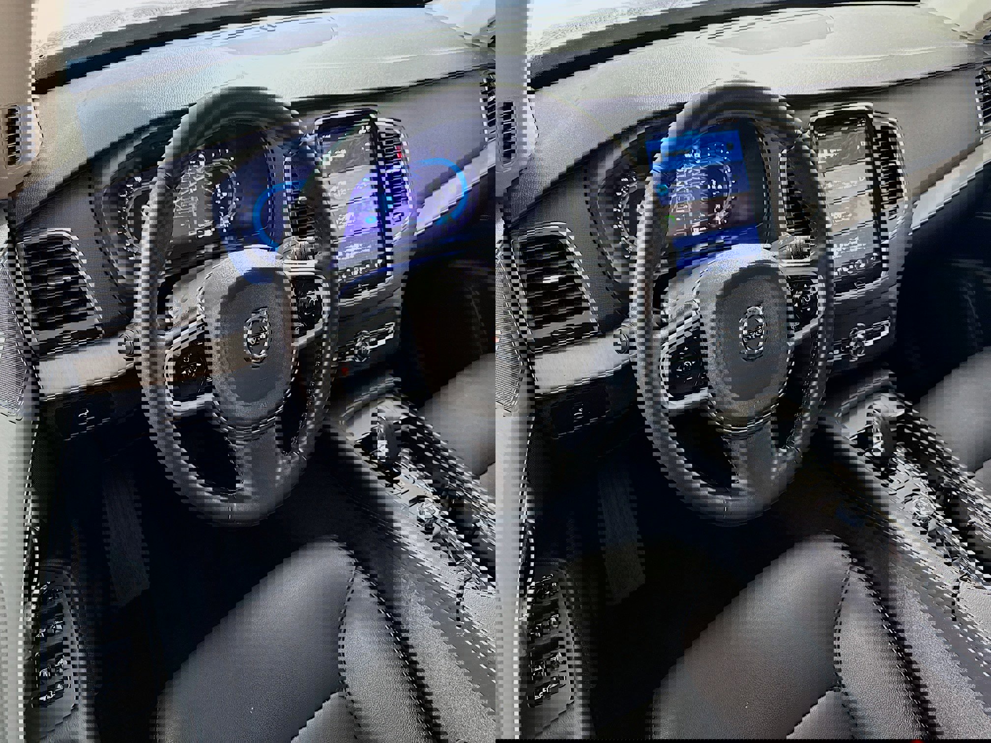 Used 2025 Volvo XC90 B5 Core image 23