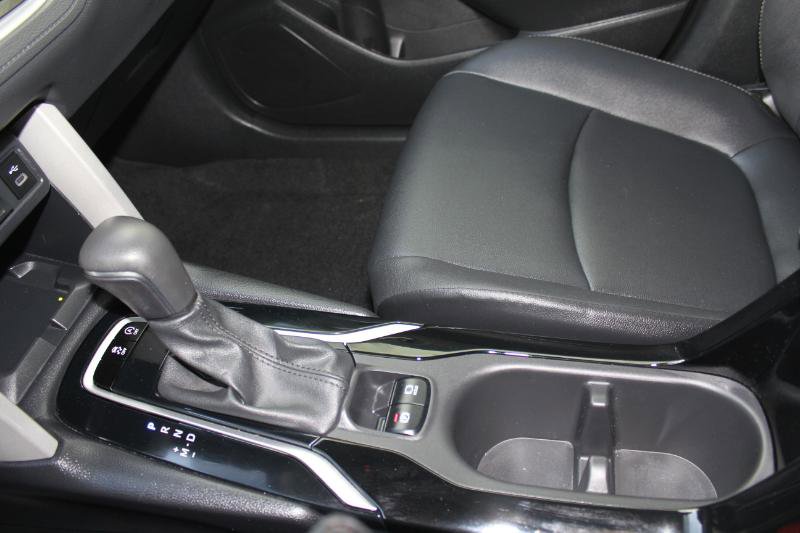 Used 2024 Toyota Corolla Cross XLE w/ Convenience Package image 39