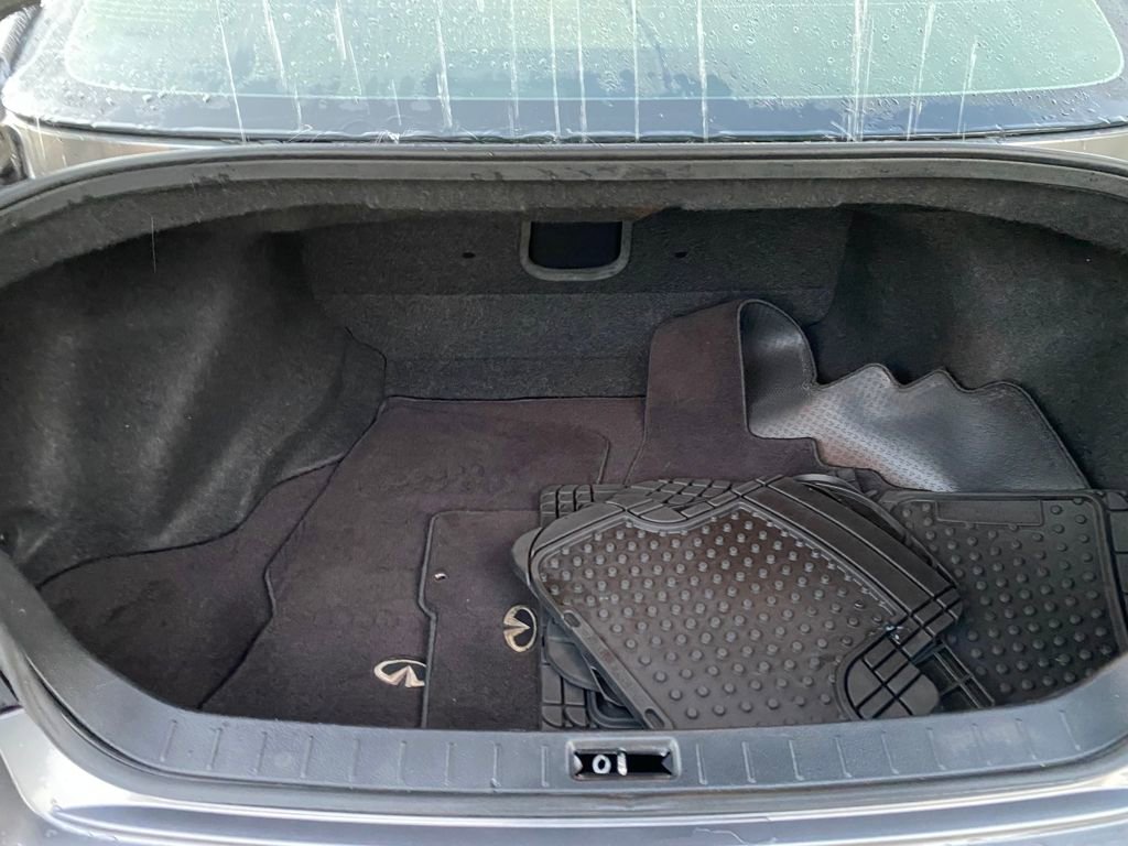Used 2010 INFINITI G37 Journey w/ Premium Pkg image 29