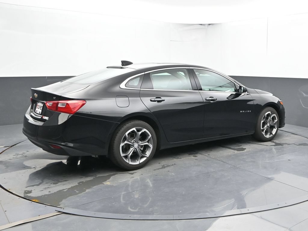 Used 2024 Chevrolet Malibu LT FWD image 3