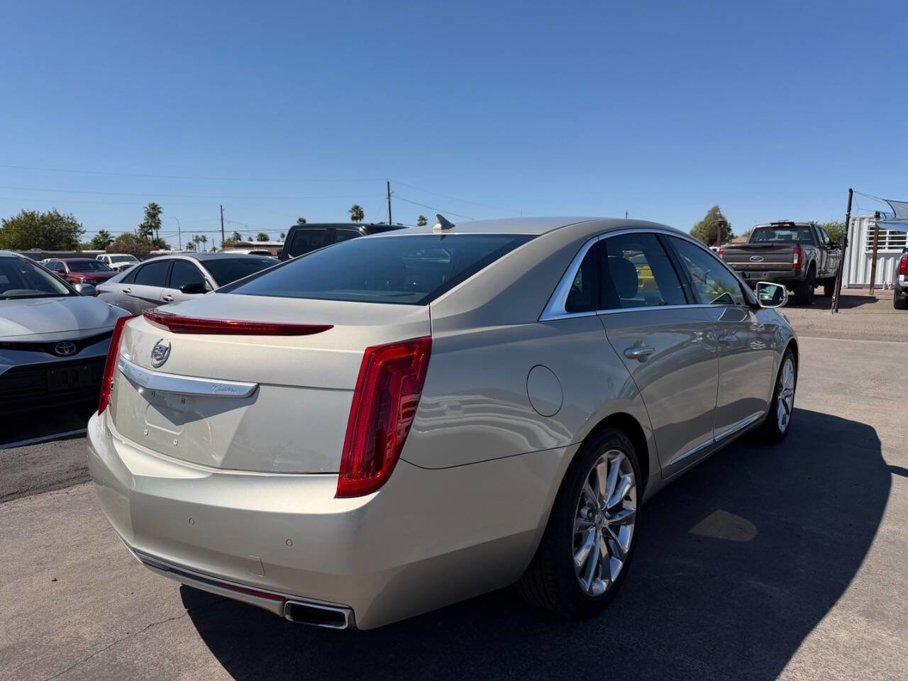 Used 2014 Cadillac XTS Luxury AWD/4WD image 11