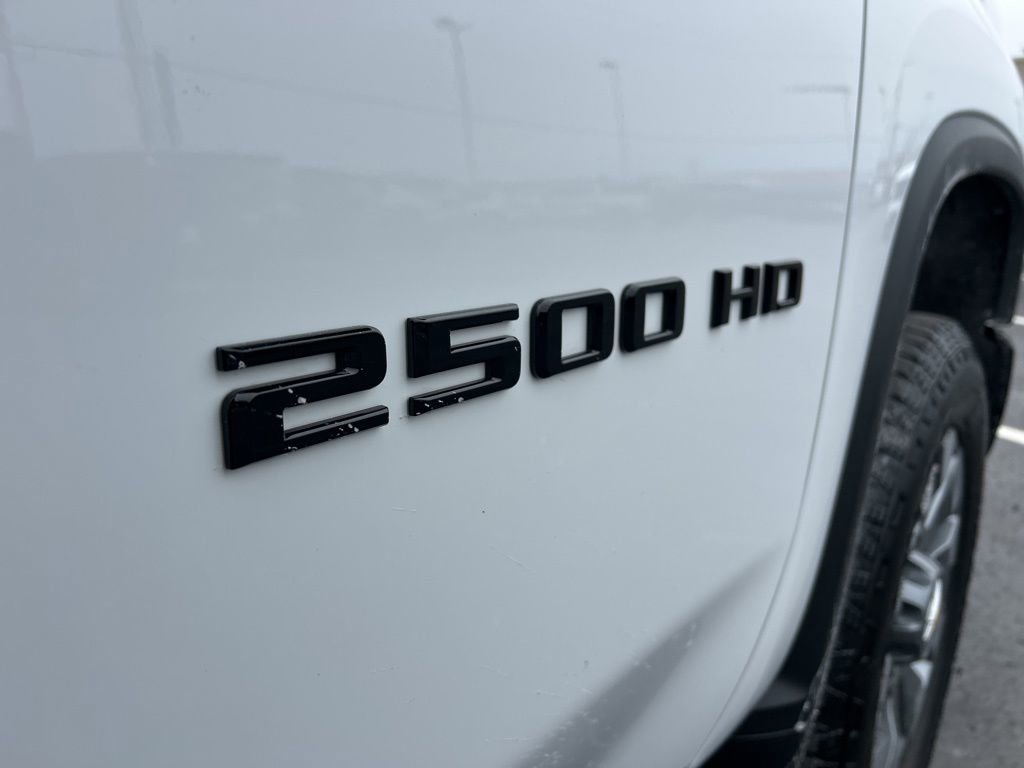Used 2024 Chevrolet Silverado 2500 Custom w/ Custom Convenience Package image 14