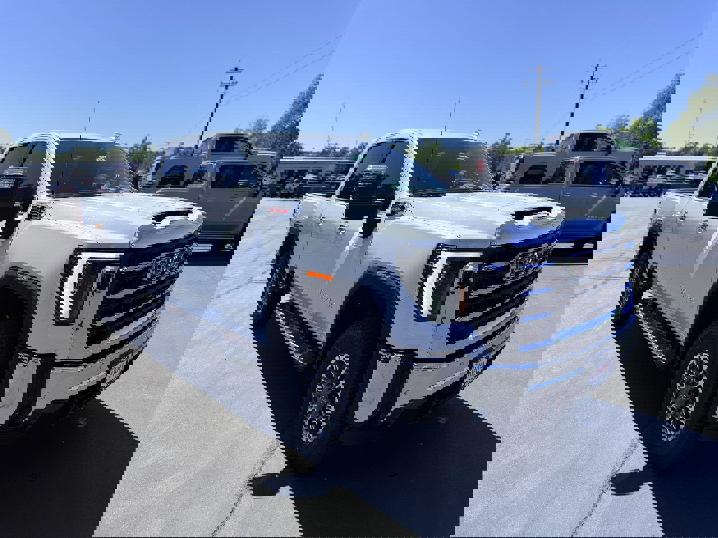 New 2026 GMC Sierra 2500 Denali Ultimate image 3