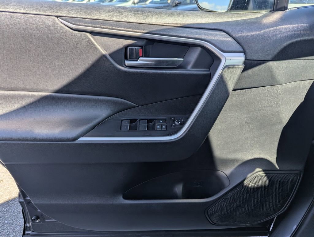 Used 2024 Toyota RAV4 XLE image 24