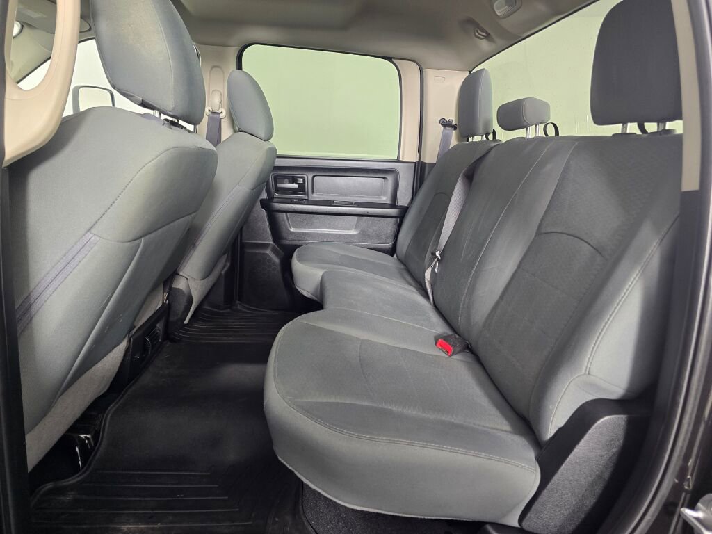 Used 2018 RAM 3500 Tradesman w/ Chrome Appearance Group image 35