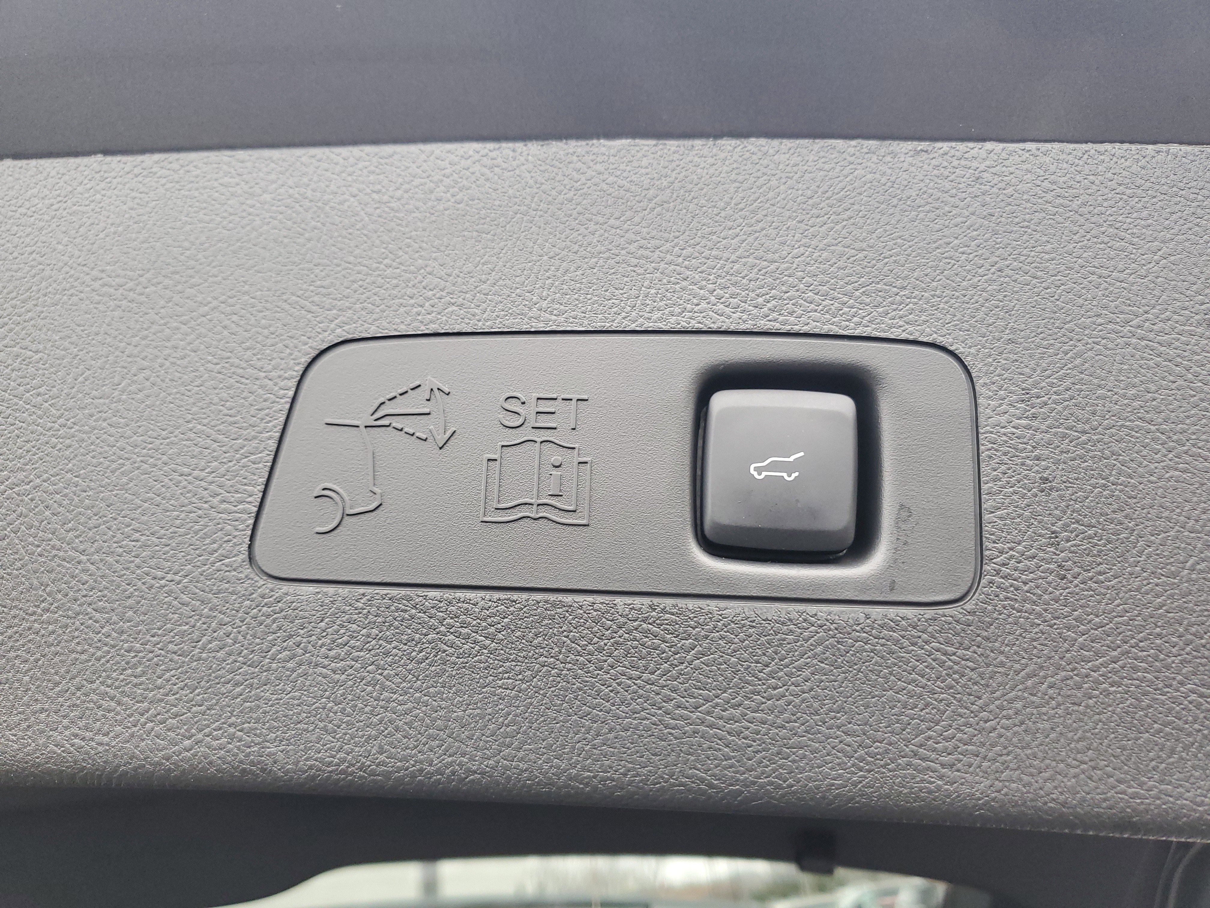 New 2026 Lincoln Corsair Premiere AWD/4WD image 30