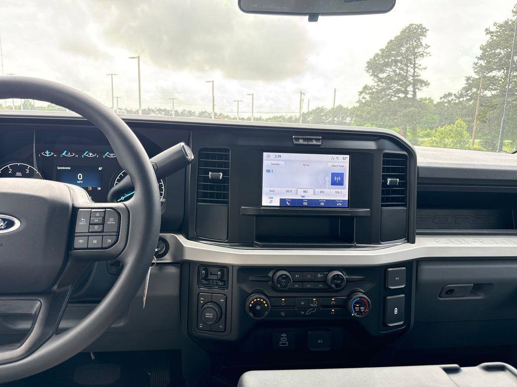 New 2026 Ford F250 XL w/ STX Appearance Package AWD/4WD image 24
