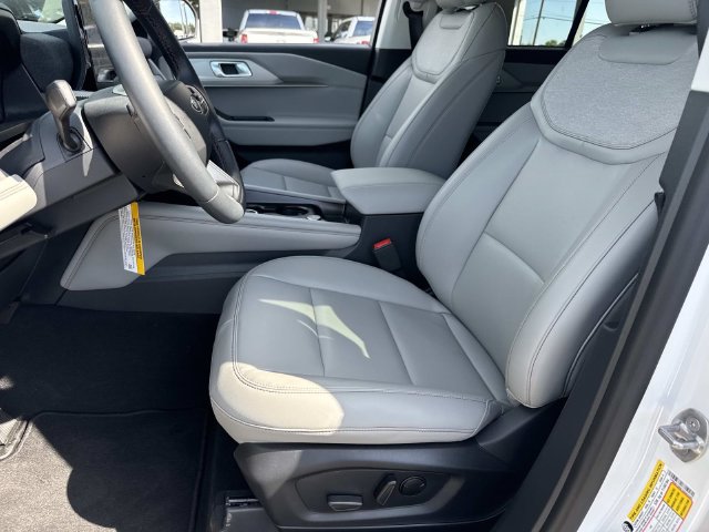New 2026 Ford Explorer Active w/ Active Comfort Package RWD image 19