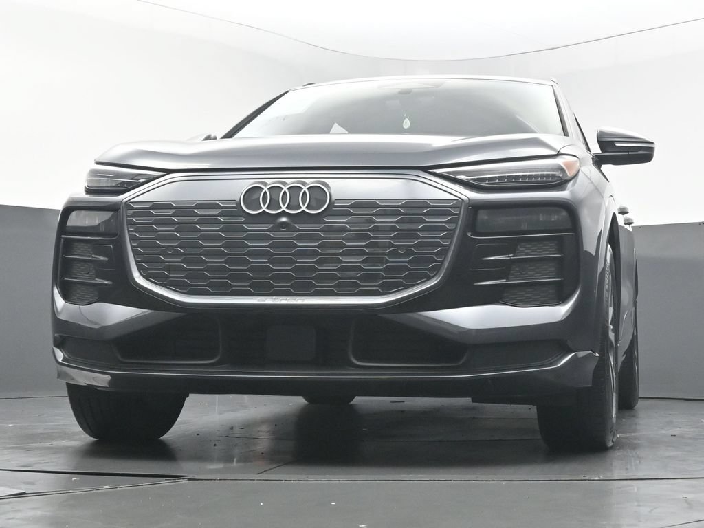 Used 2025 Audi Q6 e-tron Prestige w/ Black Warm Weather Package AWD/4WD image 46