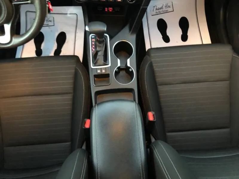 Used 2018 Kia Sportage LX FWD image 39