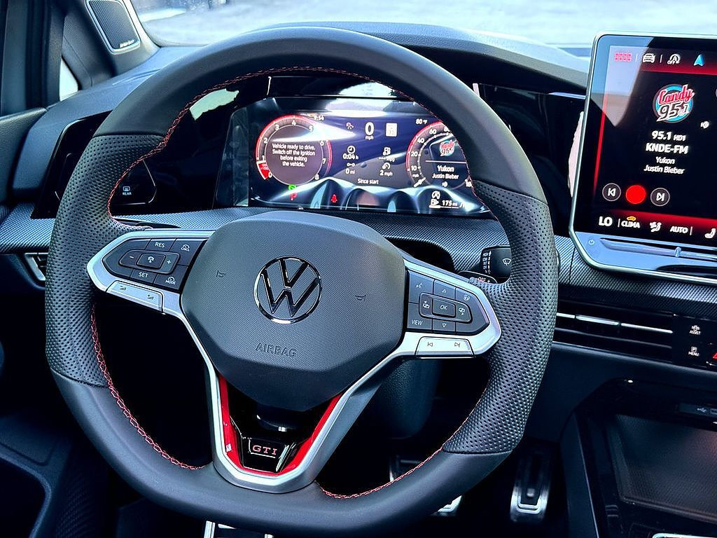New 2026 Volkswagen GTI SE FWD image 21