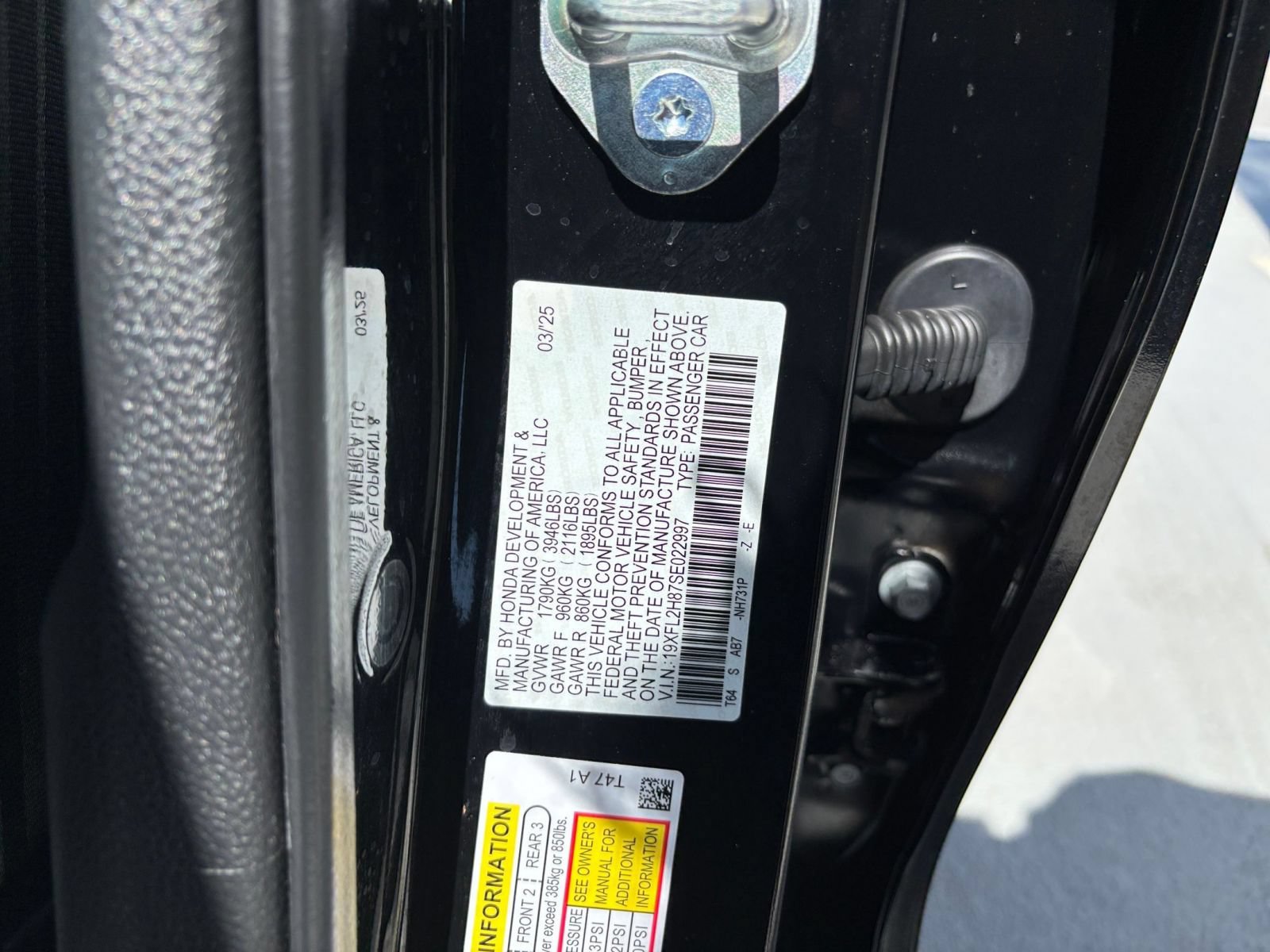 Used 2025 Honda Civic Sport image 29