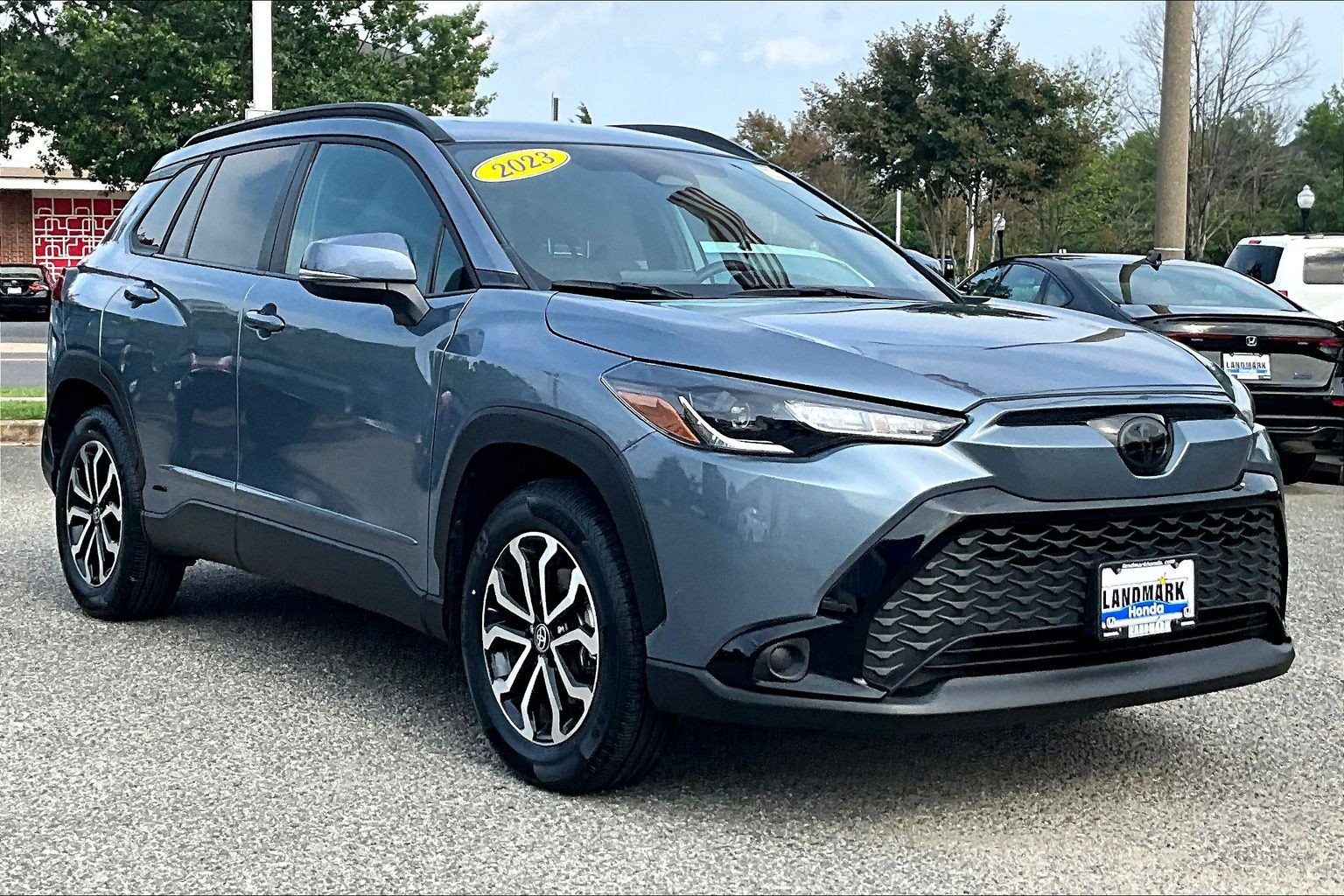 Used 2023 Toyota Corolla Cross AWD Hybrid w/ Moonroof Package image 11