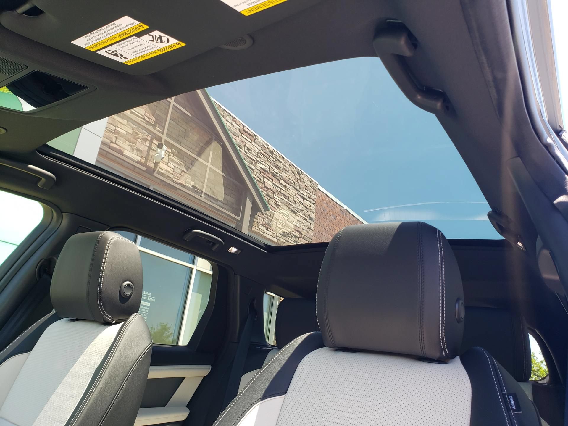 New 2026 Land Rover Discovery Sport Landmark AWD/4WD image 21