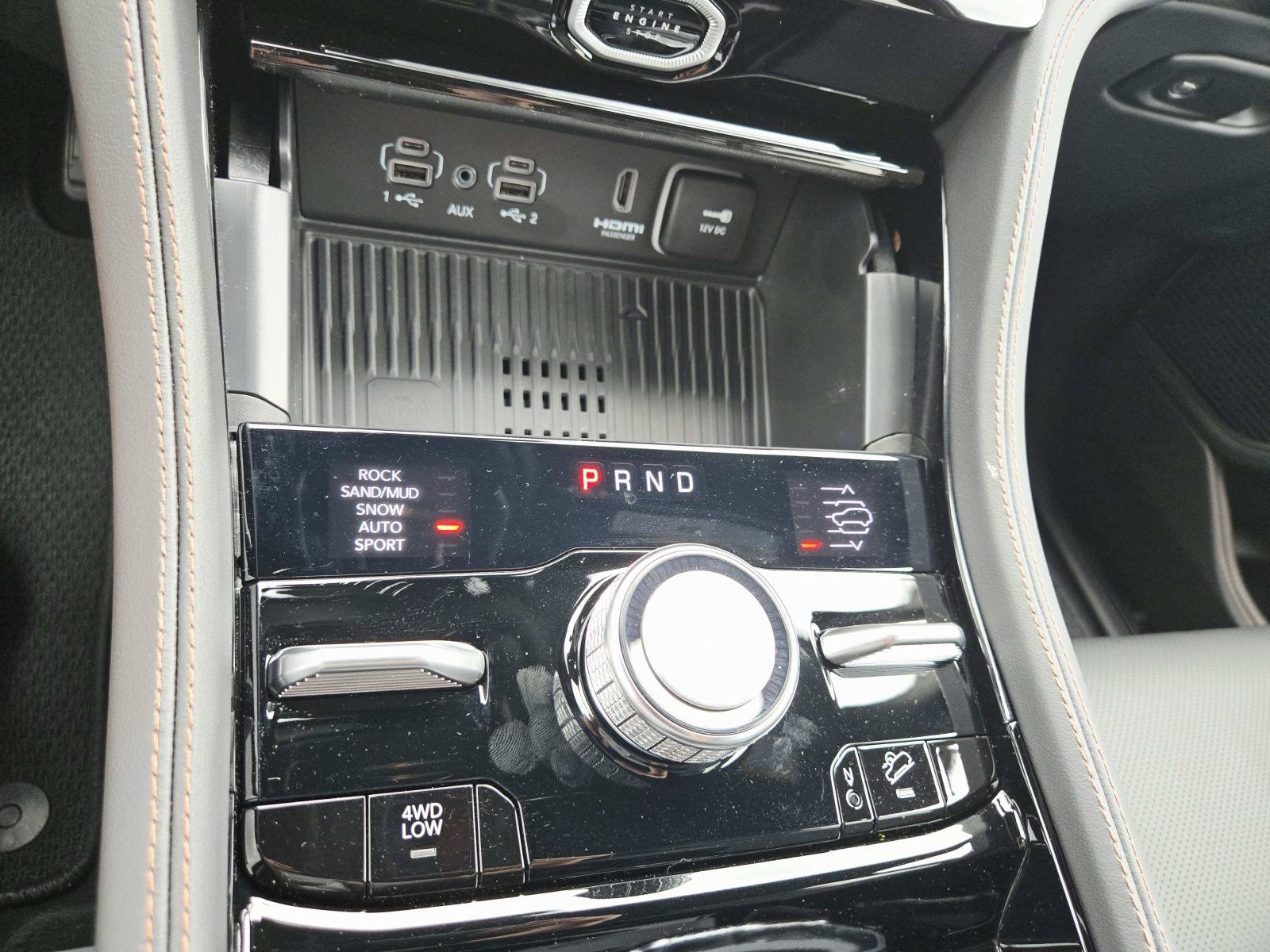 New 2027 Jeep Grand Cherokee Summit AWD/4WD image 29