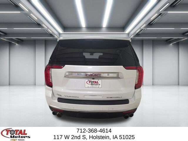 Used 2024 GMC Yukon XL Denali AWD/4WD image 7