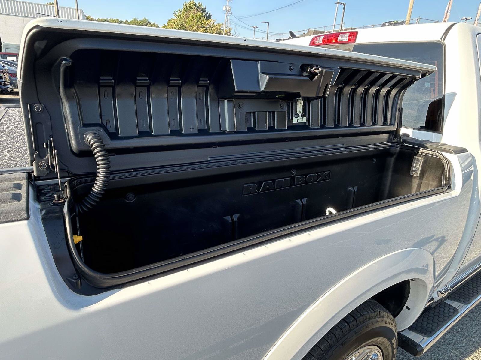 Used 2015 RAM 1500 Limited AWD/4WD image 13
