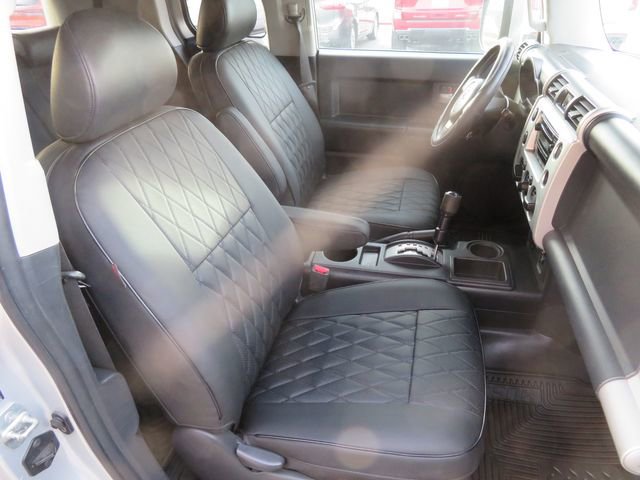 Used 2008 Toyota FJ Cruiser 2WD image 11