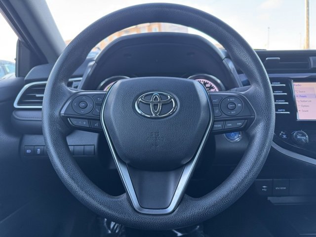 Certified 2018 Toyota Camry LE image 25