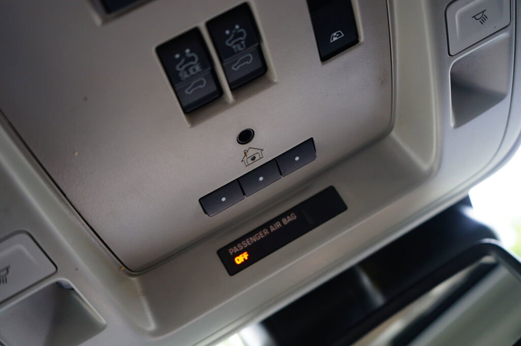 Used 2017 GMC Sierra 1500 Denali w/ Denali Ultimate Package image 26