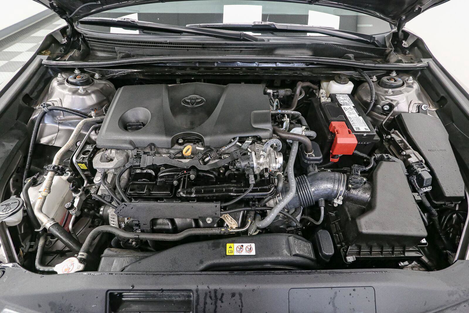Used 2024 Toyota Camry XSE FWD image 13
