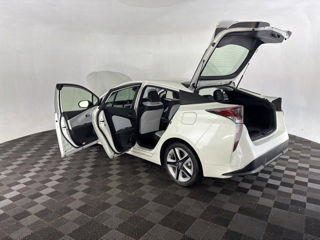 Used 2017 Toyota Prius Three Touring image 16