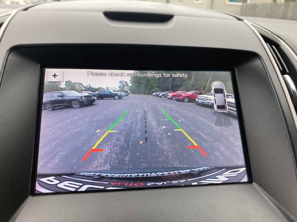 Used 2019 Ford Edge SEL w/ Equipment Group 201A AWD/4WD image 25
