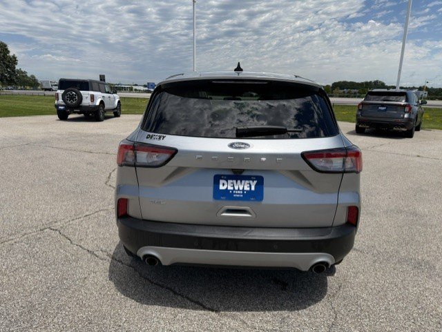 Used 2022 Ford Escape SEL w/ Technology Package FWD image 8