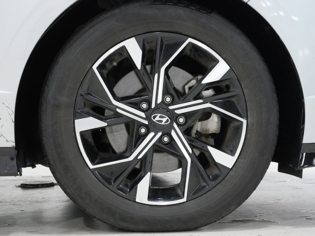 Used 2025 Hyundai Sonata SEL FWD image 9