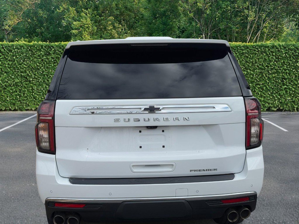 Used 2021 Chevrolet Suburban Premier w/ Premium Package image 8