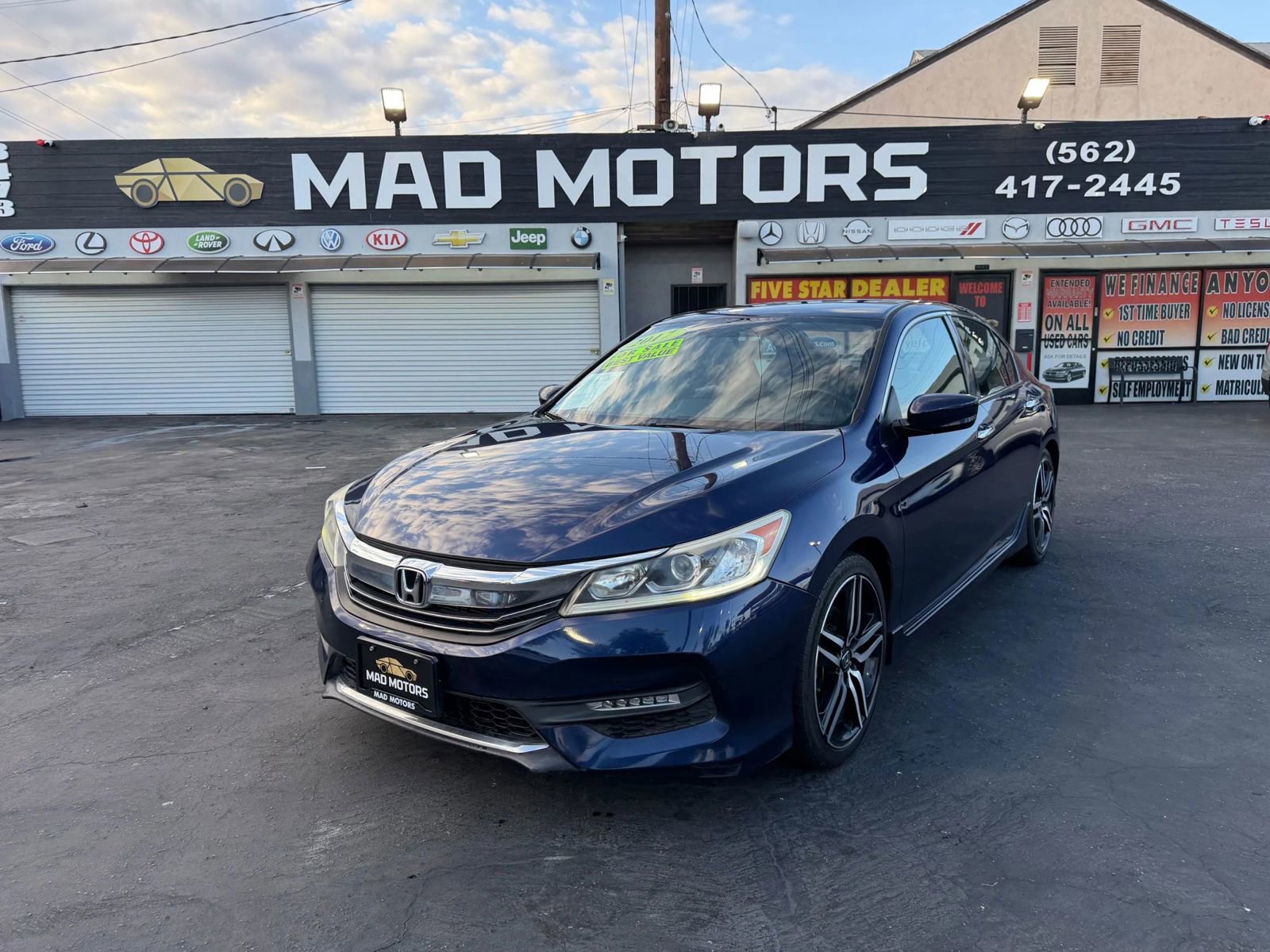 Used 2017 Honda Accord Sport image 1