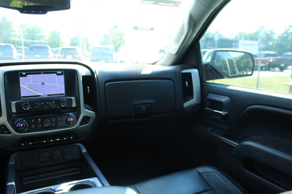 Used 2017 GMC Sierra 1500 SLT AWD/4WD image 13