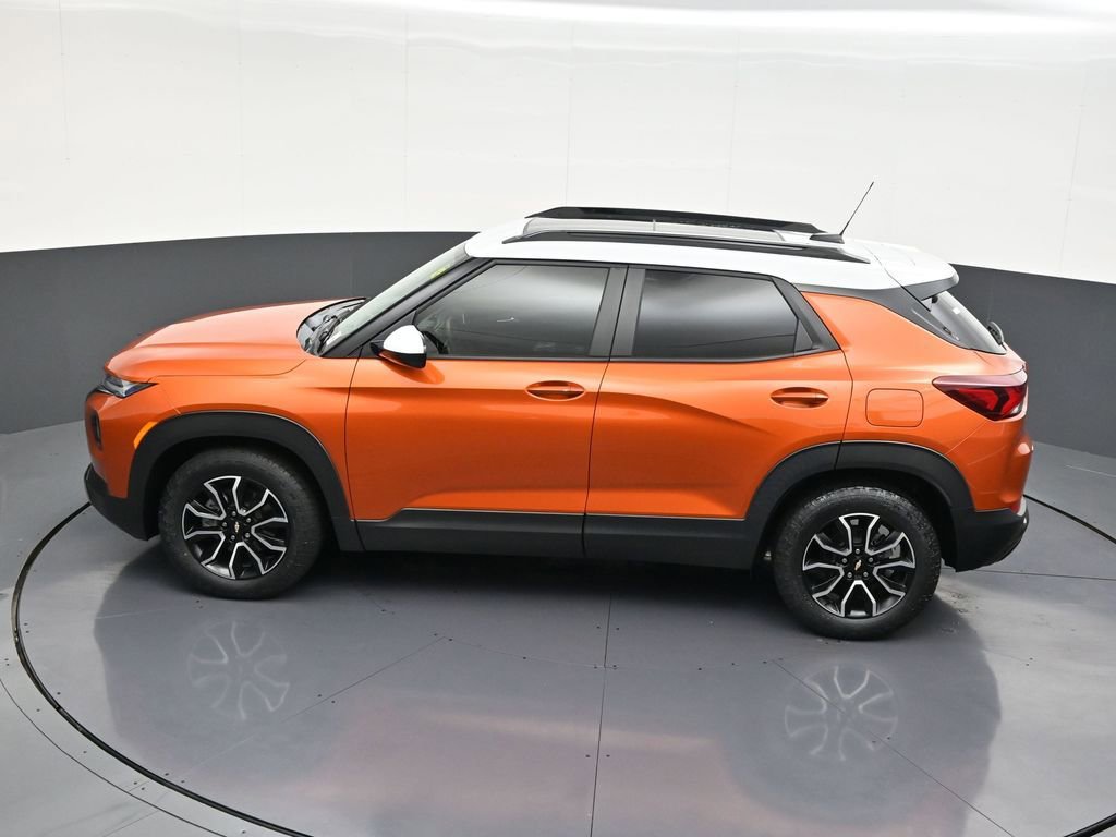 Used 2023 Chevrolet TrailBlazer ACTIV w/ Sun and Liftgate Package image 16