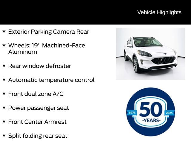 Certified 2022 Ford Escape Titanium w/ Class II Trailer Tow Package AWD/4WD image 11