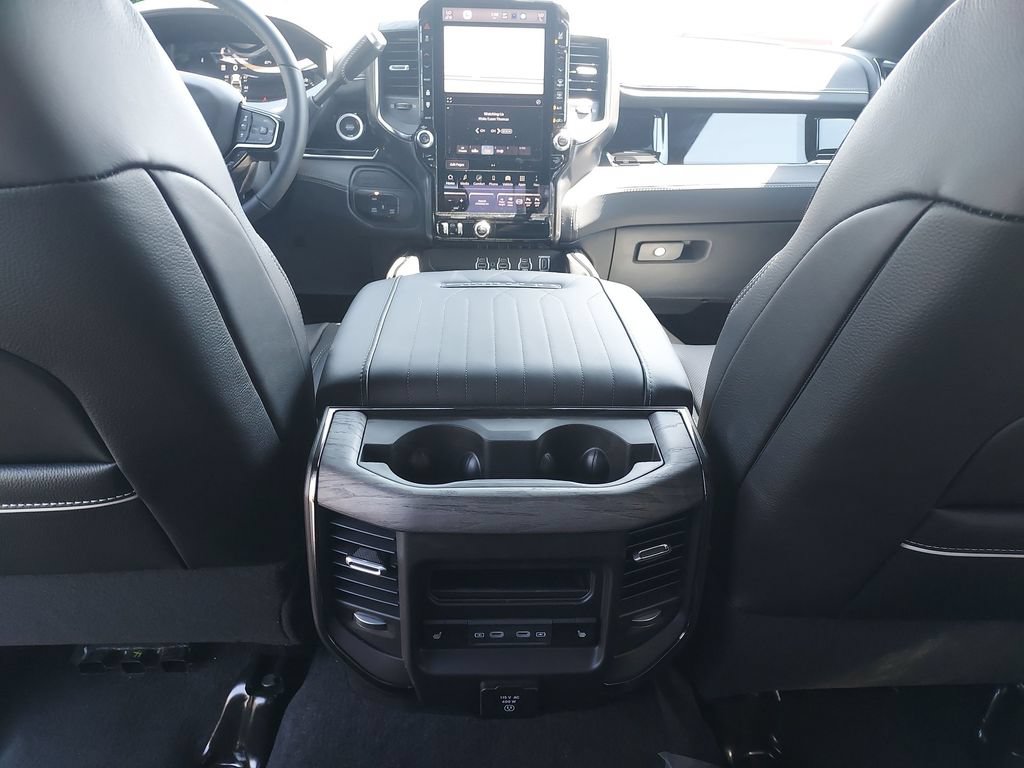 New 2026 RAM 2500 Limited AWD/4WD image 10