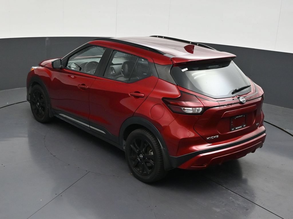 Used 2023 Nissan Kicks SR w/ SR Premium Package FWD image 17